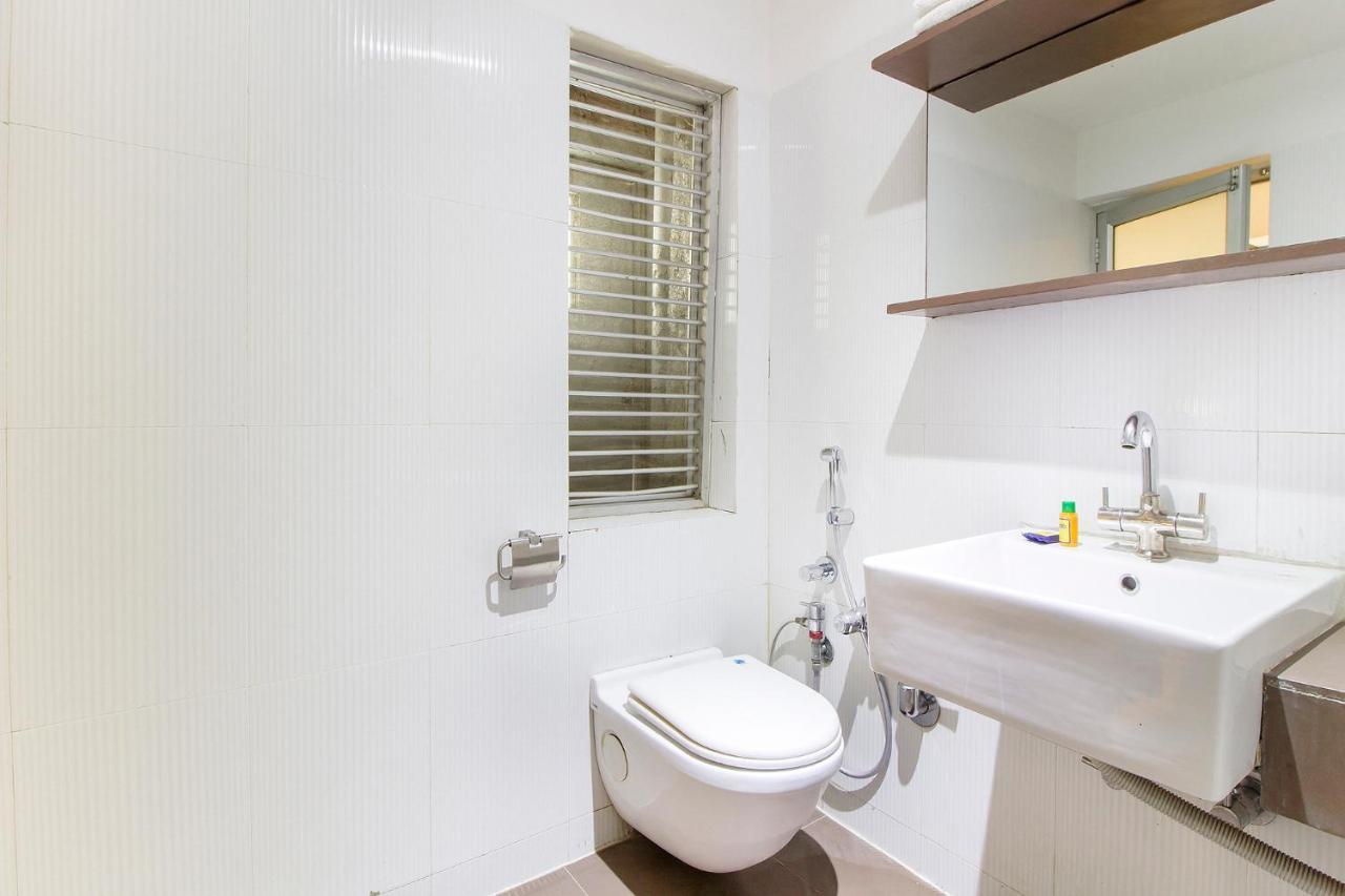 Hotel Fabexpress Kalyan - Nr Dairy Dan Circle à Vadodara Extérieur photo